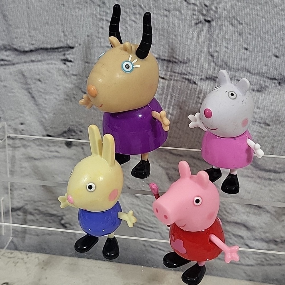 Peppa Pig Figures Lot Of 9 Tugboat Georgie Madame Giselle Friends Richard Suzie - Picture 4 of 5